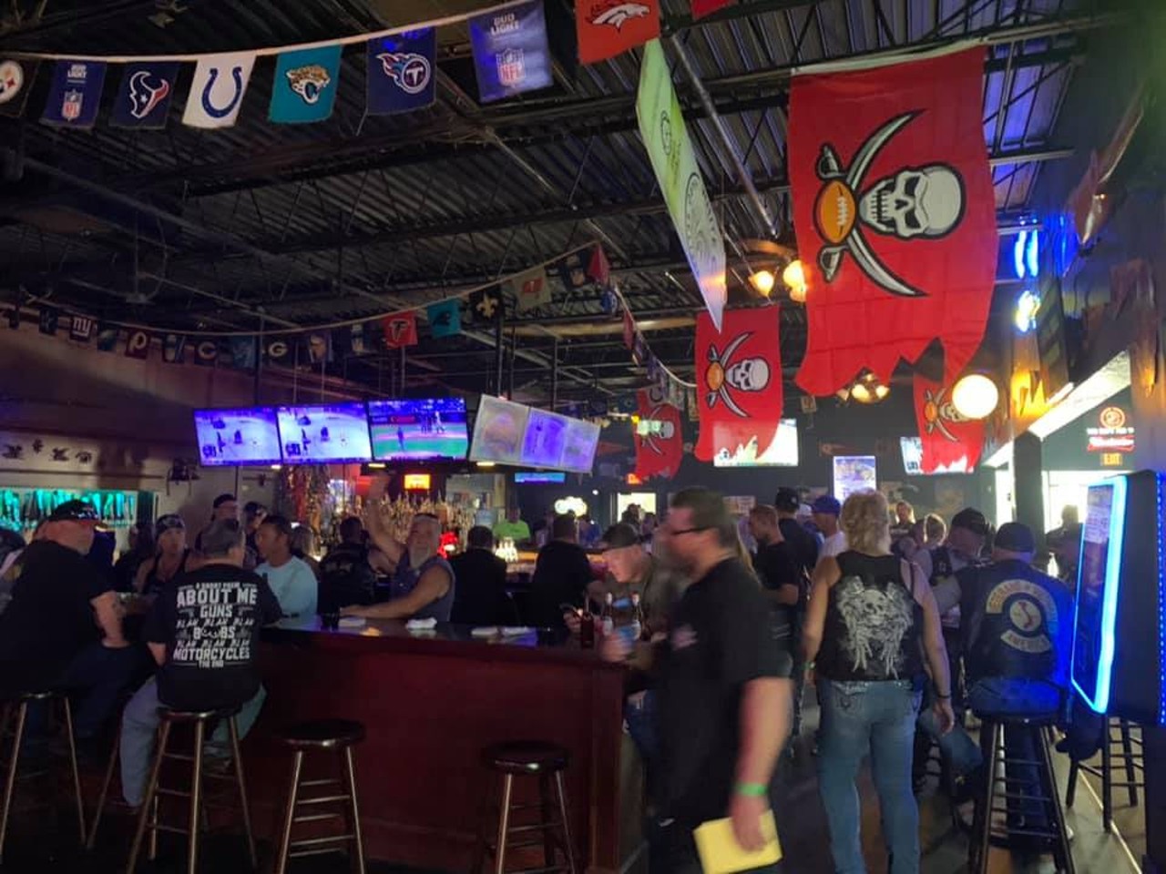 Slizzy McGee’s  
1159 62nd Ave. N, St. Petersburg, 727-289-3118
Decked out in flat-screen TV’s, Slizzy McGee’s is a great spot to grab a beer and watch the game. This bar offers special deals such as hospitality night, offering $3 wells, $2 domestic drafts, and 20% off on Tuesdays, and celebrated its five year anniversary earlier this year. This is a great spot to go to if you’re trying to get slizzy. 
Photo via Slizzy McGee’s/Facebook
