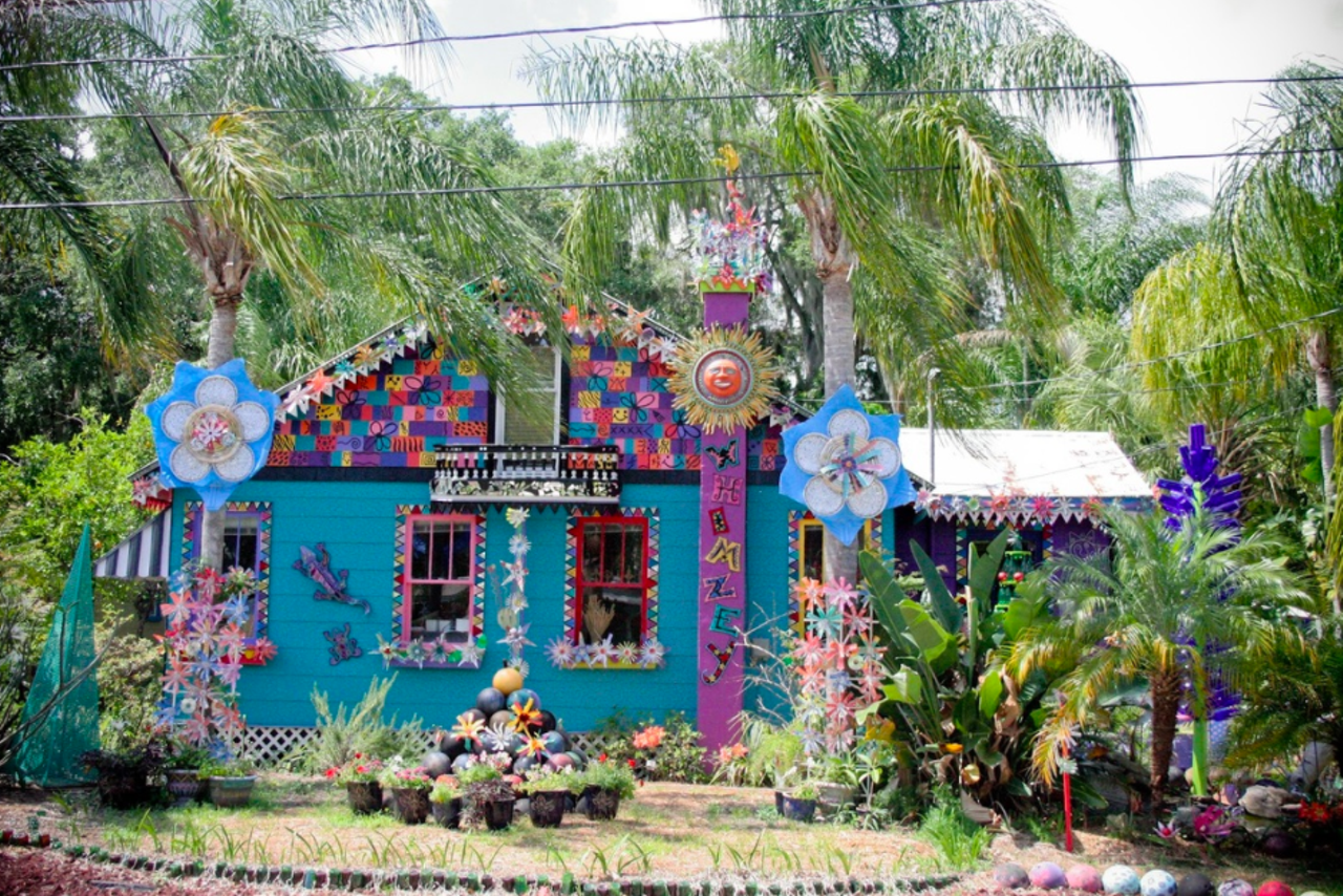  Whimzeyland 
1206 3rd St. N, Safety Harbor, (727) 725-4018
Located right in the Tampa/St. Pete area, Whimzeyland is the perfect destination for those who love the creative and wacky. This house turned art project is covered in sculptures, paintings and everything weird, almost all made by the owners themselves (who also run the equally-quirky Safety Harbor Art and Music Center, located at 706 2nd St. N. just a half a mile away). 
Photos via KiraLinda.com