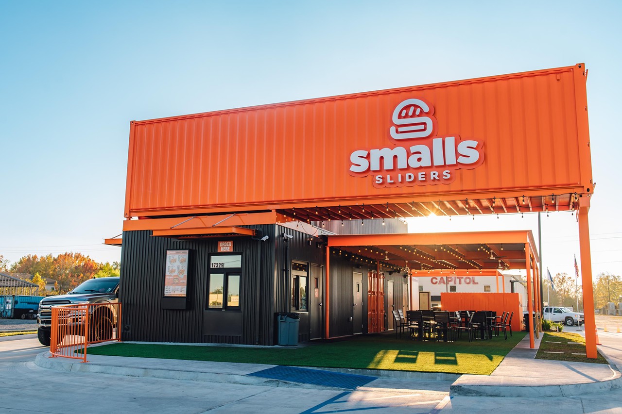Smalls Sliders
Address Yet To Be Announced
Popular franchise operating group Purple Square Management (PSM) is bringing Smalls Sliders—a new, Louisiana-based burger chain—to the greater Tampa Bay area.  A press release states that the group will debut the first local Smalls Sliders at the end of 2024, and is planning to open 8 more locations over the next few years.
While no specific locations have been announced just yet, PSM is looking to open future Smalls Sliders in cities like Tampa, St. Petersburg, Clearwater, Lakeland, Spring Hill, Sarasota, Cape Coral and the greater Naples areas. Sliders, of course, are the star of its menu and can be upgraded with add-ons like bacon or extra meat. Other items include milkshakes, waffle fries, grilled cheese and a spicy queso dipping sauce.
Photo via Smalls Sliders