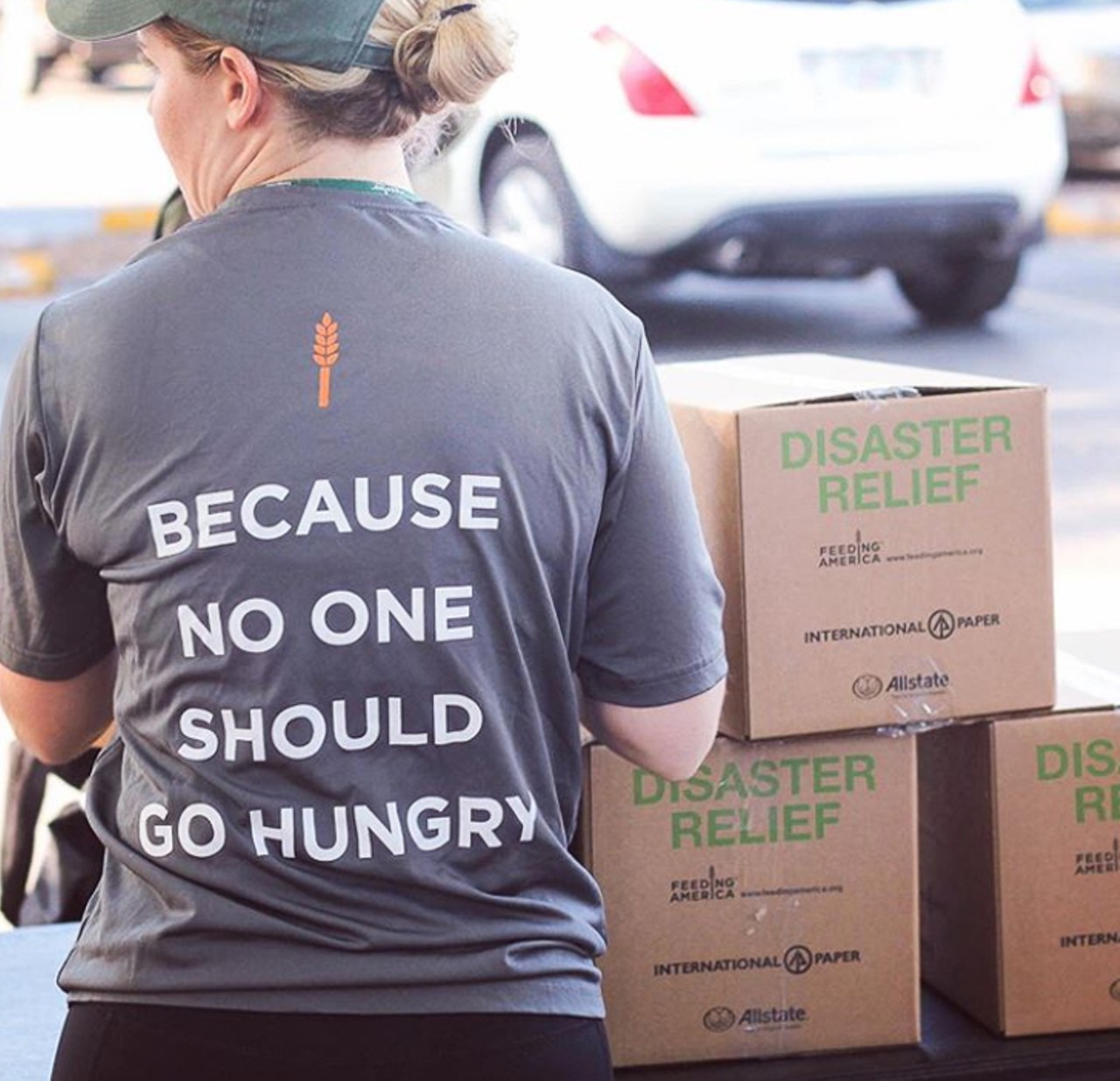 @FeedingTampaBay
Keep up with the local nonprofits efforts around the city, read an uplifting quote from time-to-time, and even donate a few bucks if you&#146;re able.
Photo via @FeedingTampaBay/Instagram