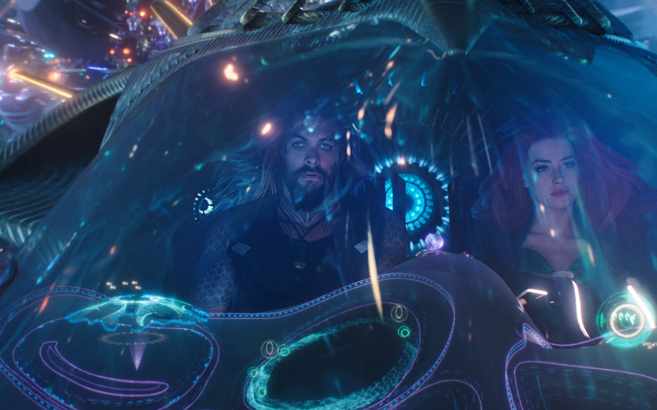 Why, yes, that is Aquaman in an underwater flying ship. Yes, we know, it makes no sense.