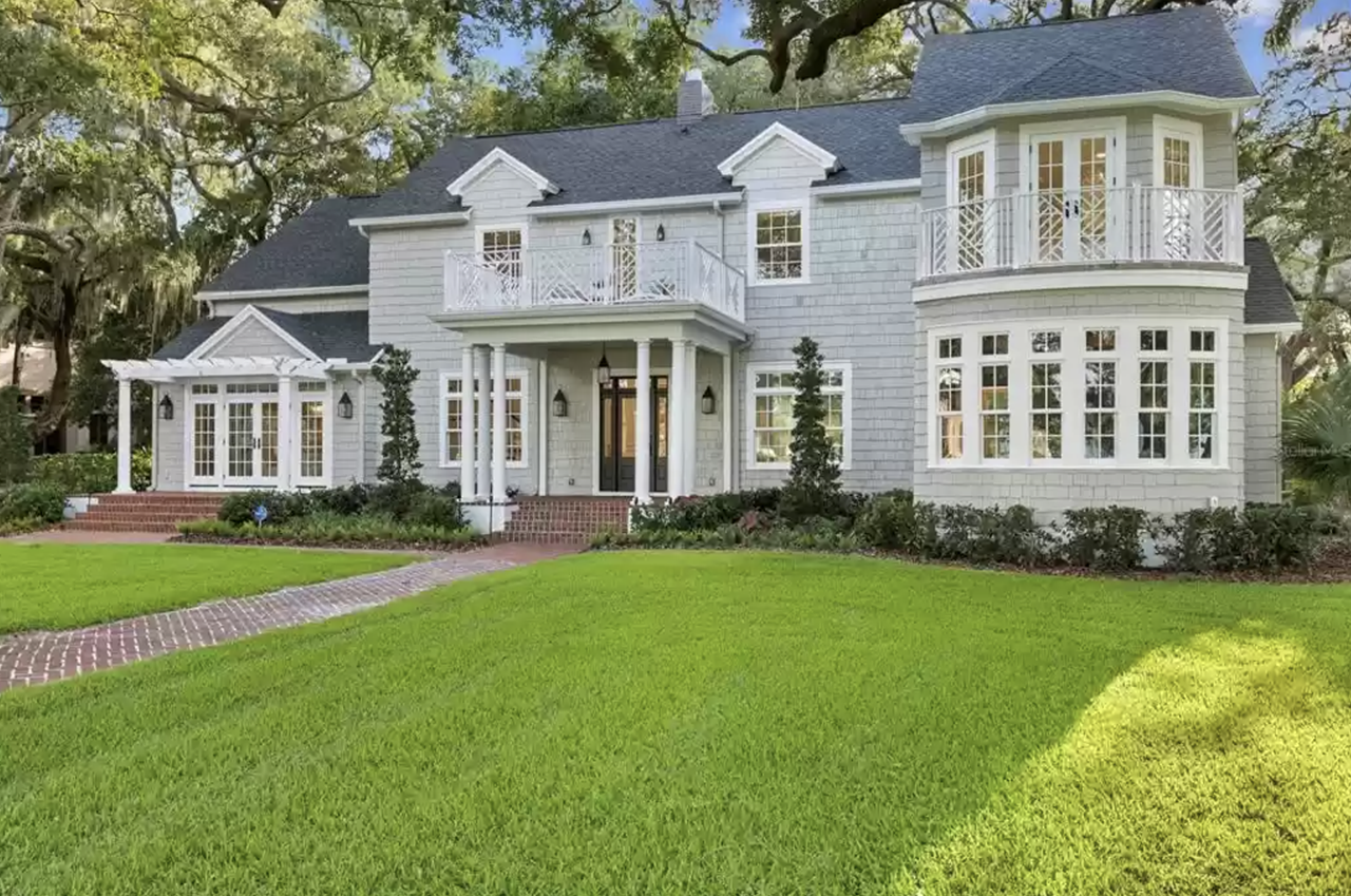 A historic Bayshore home with ties to the Lykes family, one of Tampa's wealthiest dynasties, is back on the market