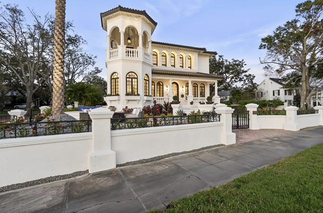 A landmark Bayshore home, built for Lazydays RV co-founder Don Wallace, is now for sale