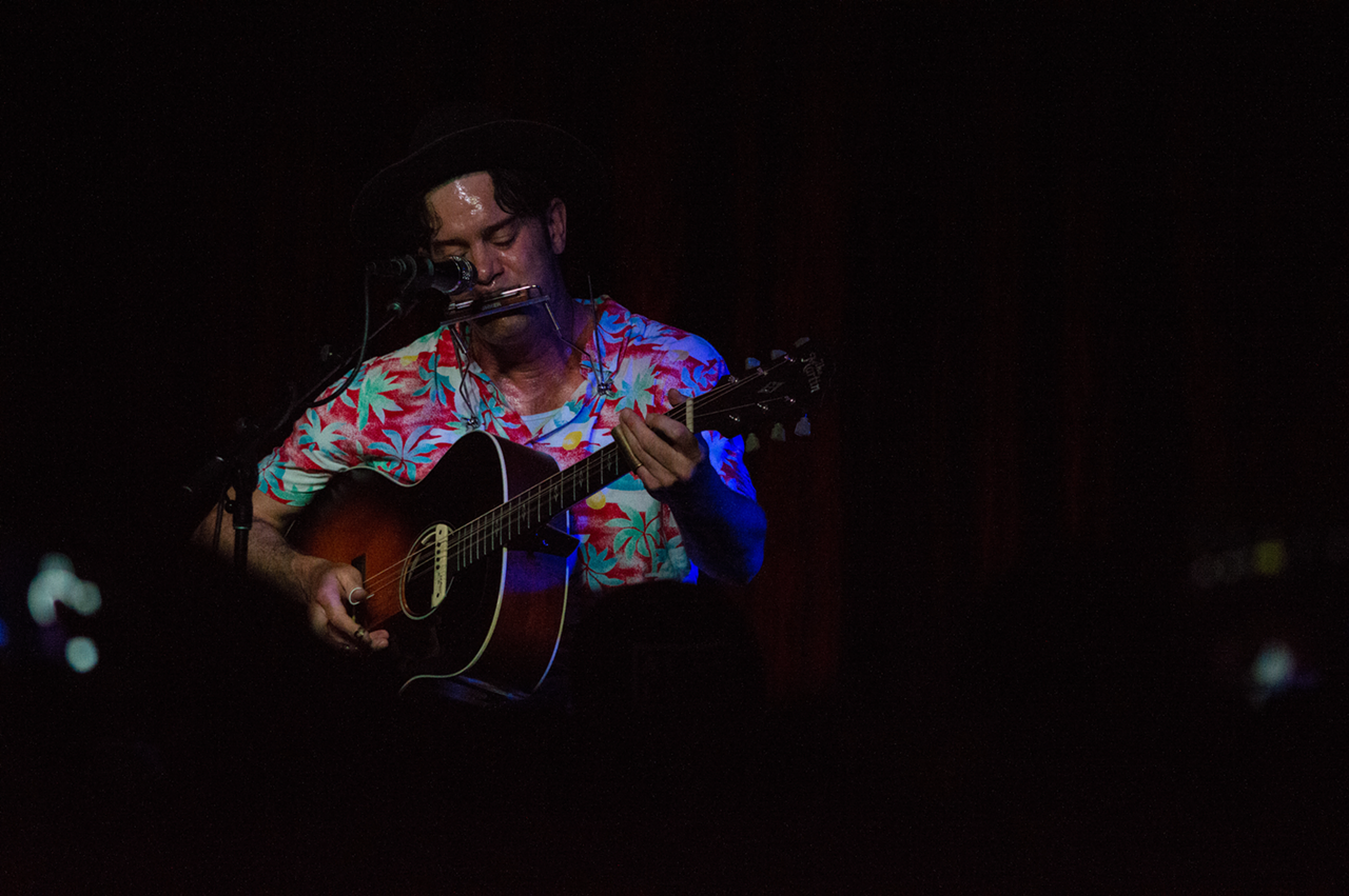 G. Love performing at Crowbar on Monday night, continuing a string of solo shows.