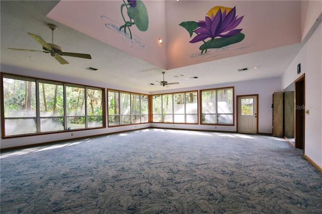 A rare Florida spring home is for sale, and it used to be a yoga retreat
