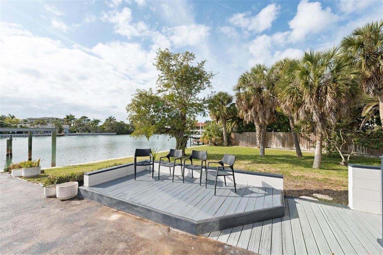 A St. Pete home designed by architect Sam M. Goldman, a student of Frank Lloyd Wright, is now for sale