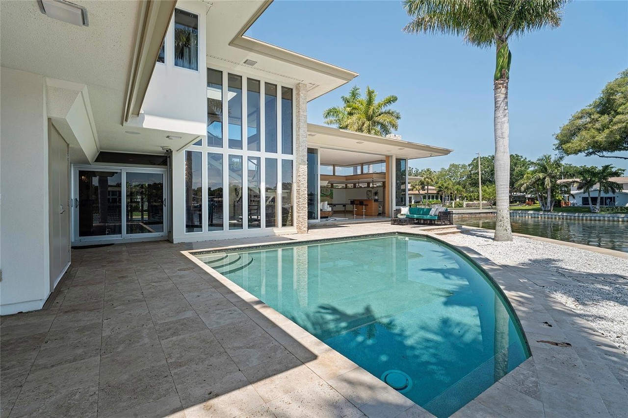 A St. Pete mid-century gem with ties to Frank Lloyd Wright is back on market with a $850K price cut