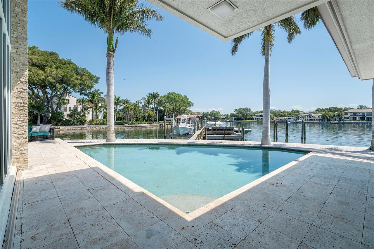 A St. Pete mid-century gem with ties to Frank Lloyd Wright is back on market with a $850K price cut