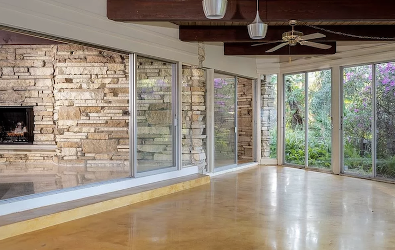 A stunning Clearwater fixer-upper, built by a Frank Lloyd Wright pupil, is now for sale