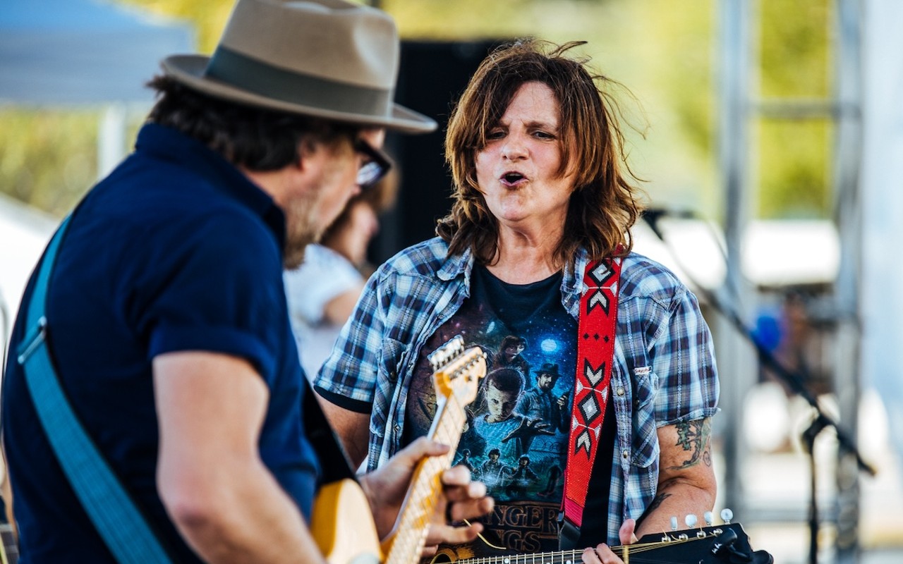 Amy Ray plays Curtis Hixon Park in Tampa, Florida on Feb. 20, 2022.