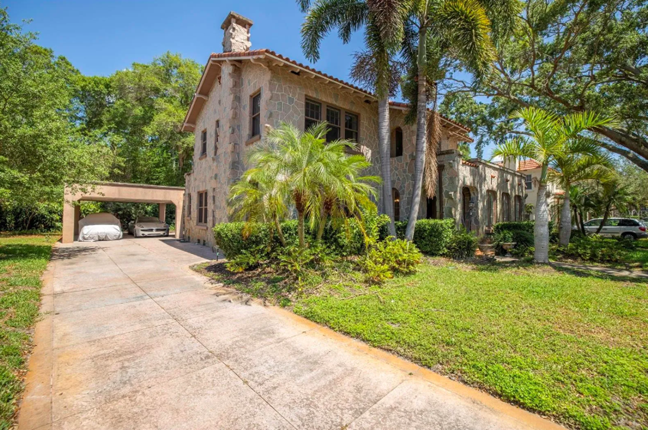 An original Allendale home is now for sale in St. Petersburg