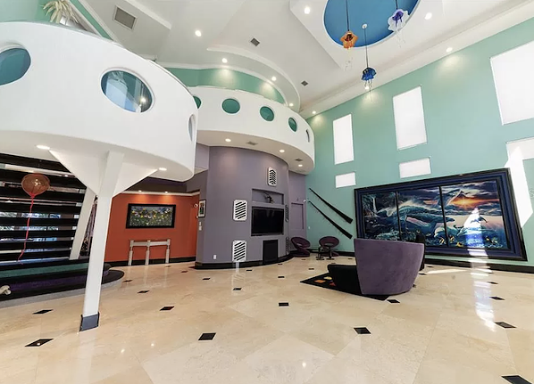 Arguably the most '90s house in Tampa Bay is now on the market