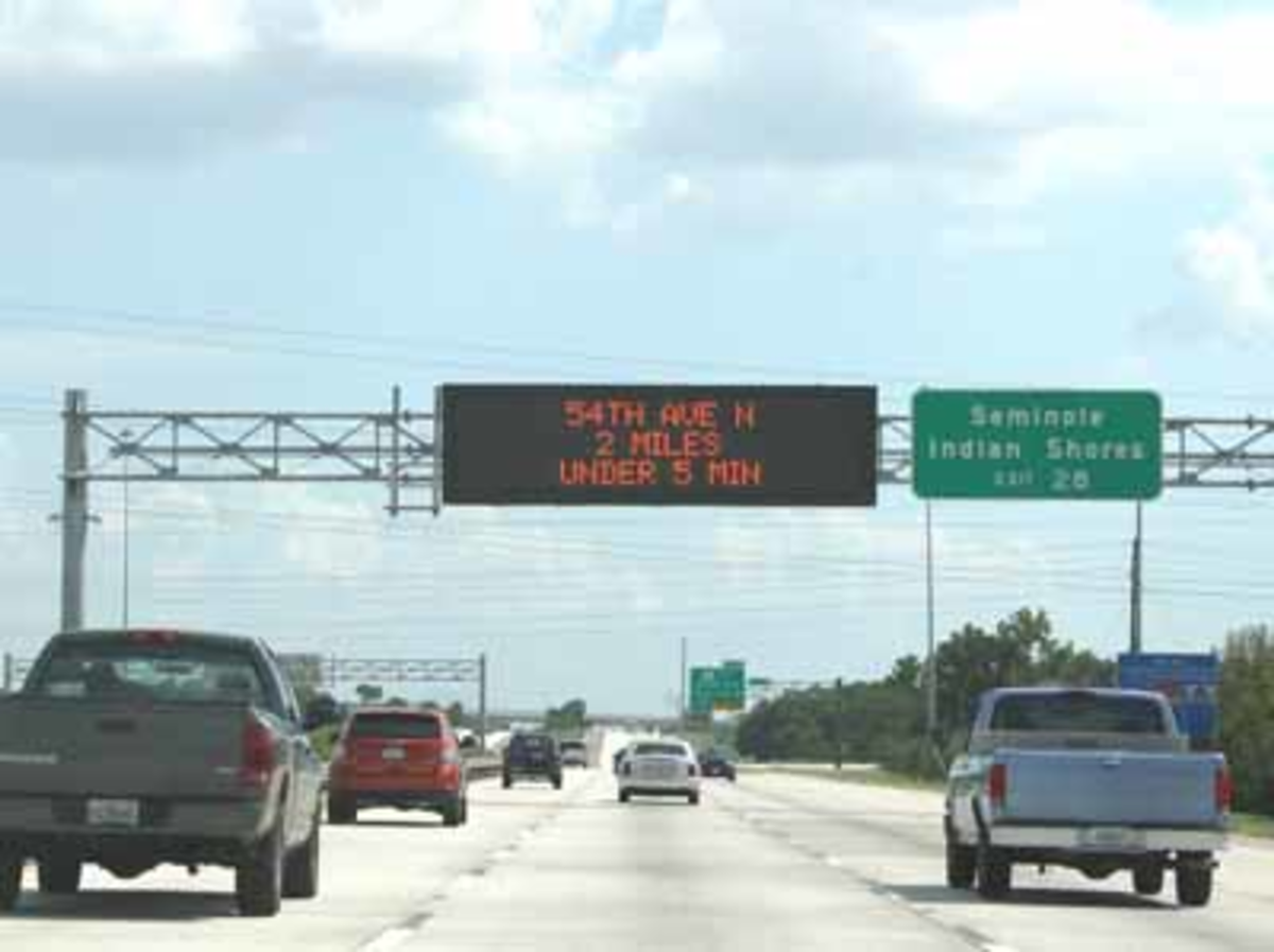 Electronic signs on I-275 are useful (but may prove over-stimulating to drivers with a competitive streak).
