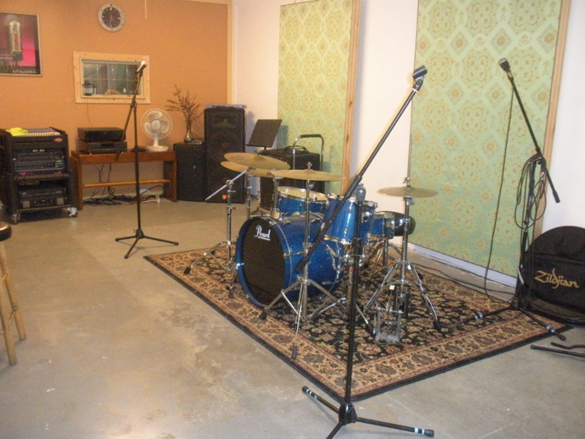 The jam room at Groovehaven