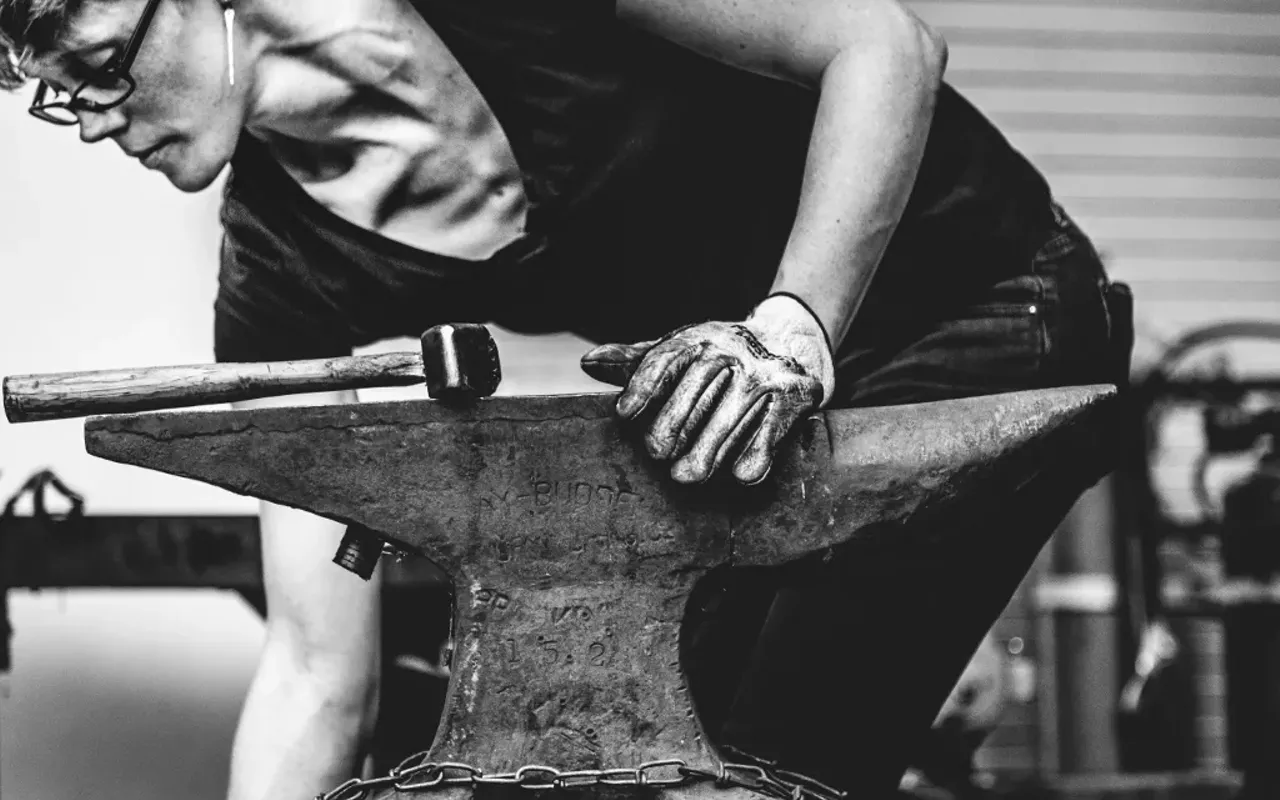 Image: Blacksmithing Workshop with Leslie Tharp