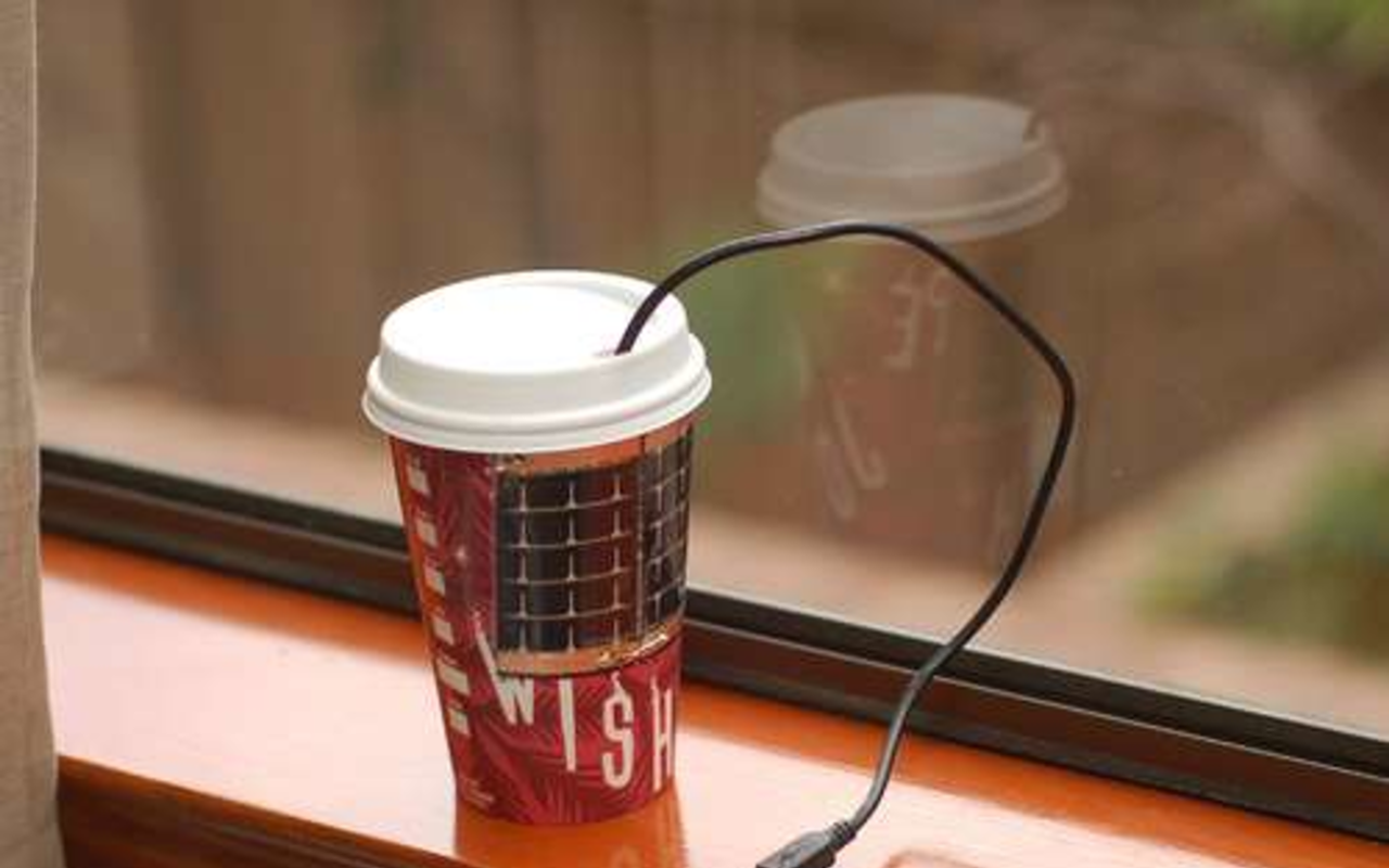DIY Green: Solar powered USB charger disguised as a coffee cup