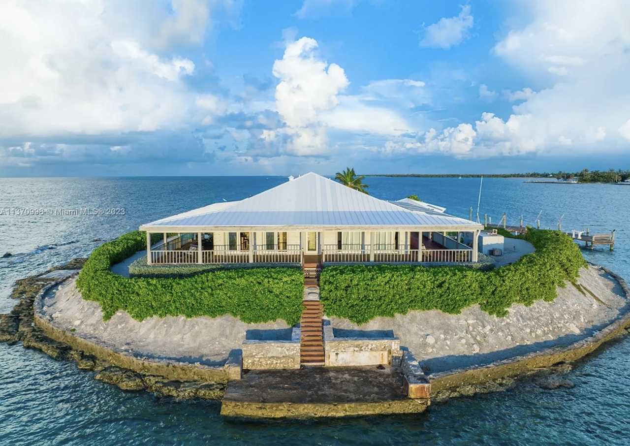 East Sister Rock Island, a completely off-the-grid private island in Florida, is back on the market