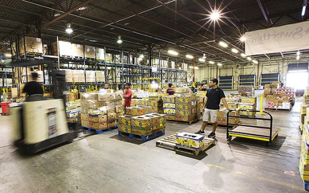 Feeding America Tampa Bay to close its Pinellas warehouse