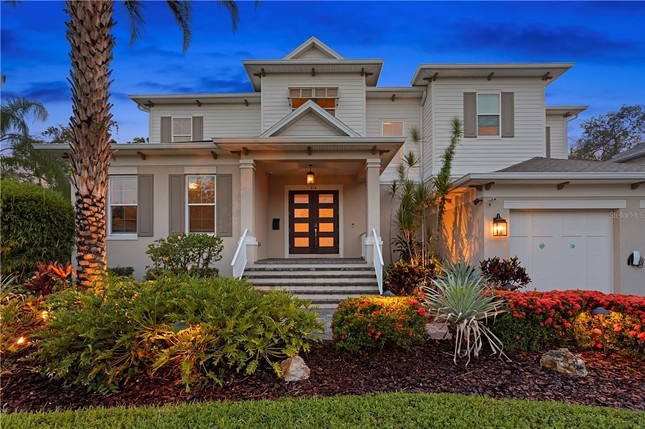 Former Tampa Bay Bucs center Ryan Jensen puts his Davis Islands house on the market