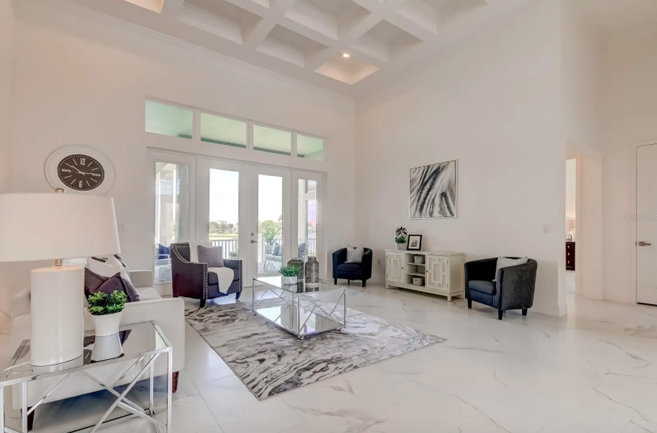 Former Tampa Bay Bucs LB Jamie Duncan is selling is Apollo Beach house