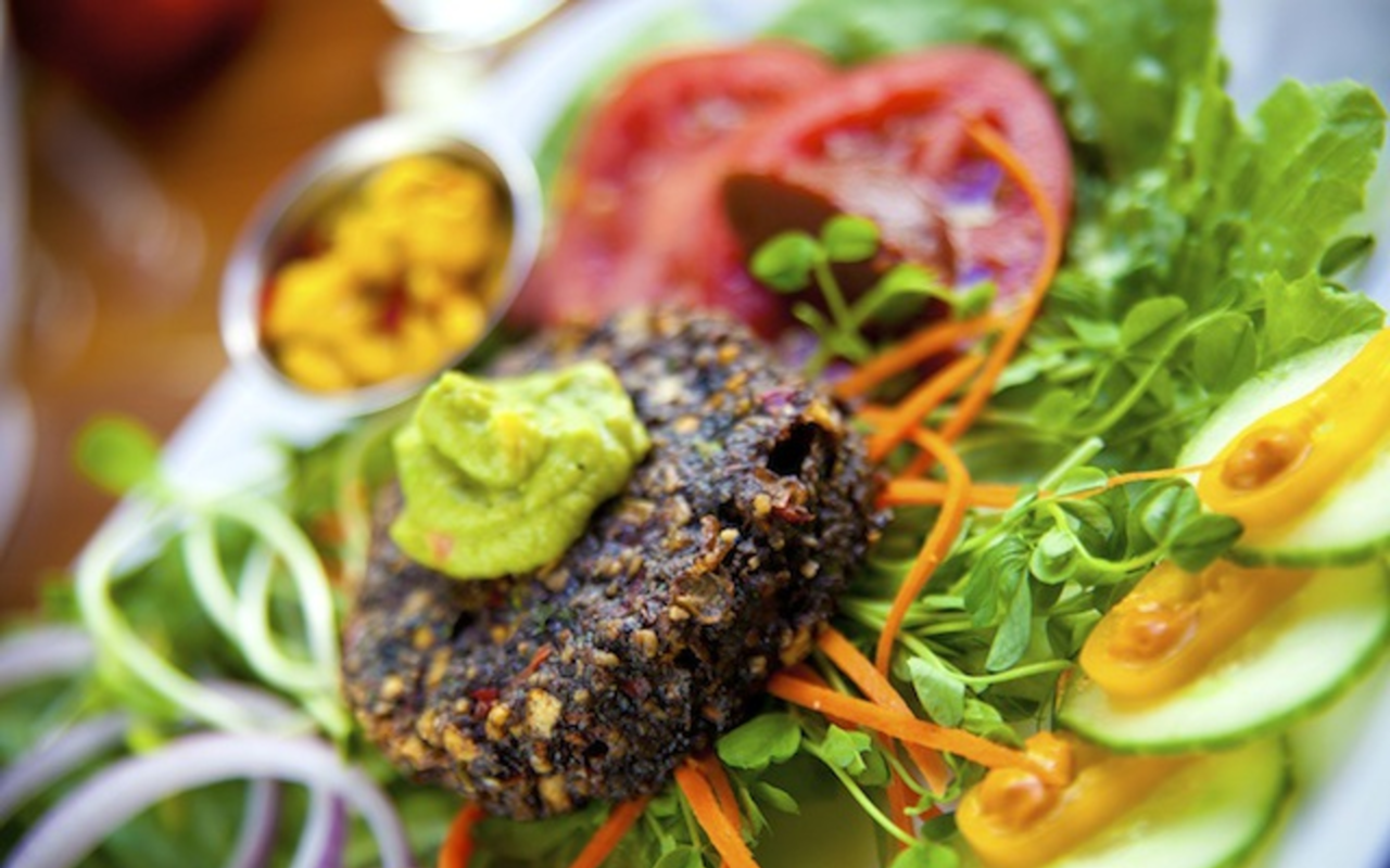 AU NATUREL: Leafy Green’s veggie burger with portobello mushrooms 
and homemade ketchup; it’s good and good for you.