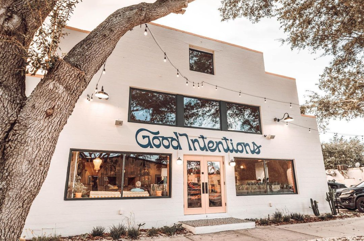 St. Petersburg vegan restaurant Good Intentions.