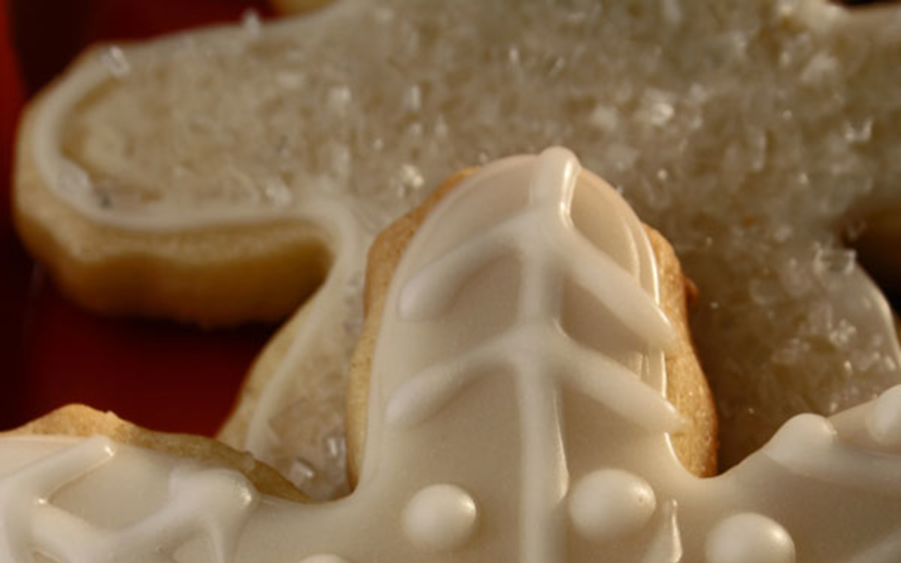 Got 4 hours to spare? Make these Christmas Sugar Cookies!