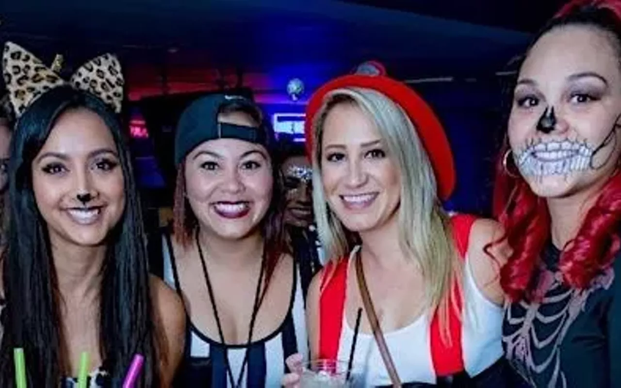 Image: Halloween Bar Crawl - St. Pete
