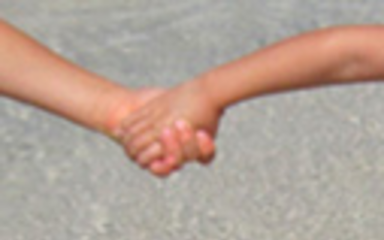 'Hands Across the Sand' this Saturday: Beach locations and press conference information