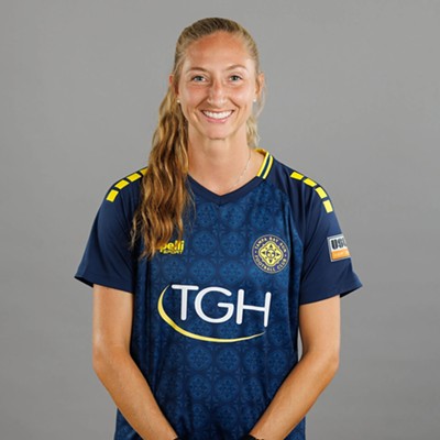 Brooke HendrixDefender, No. 15