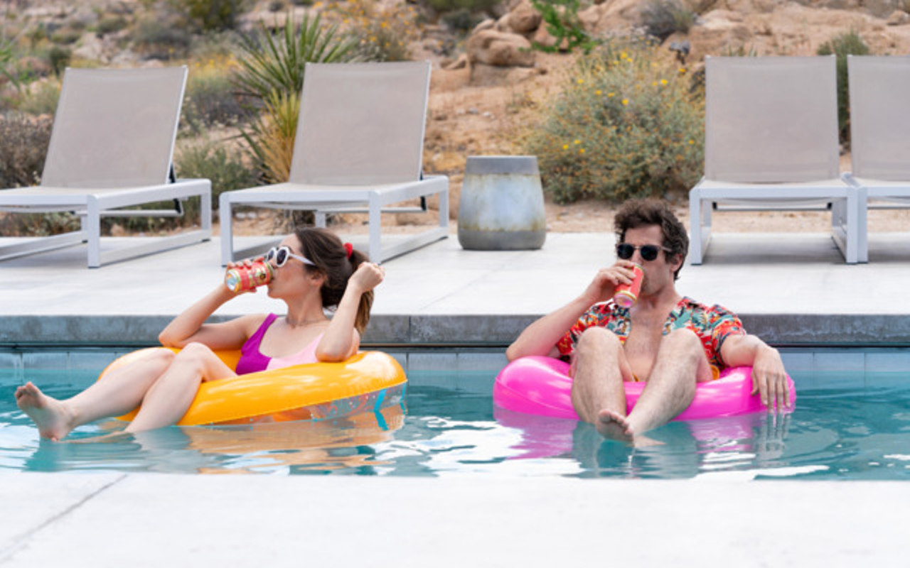 Cristin Milioti (L) and Andy Samberg in "Palm Springs".