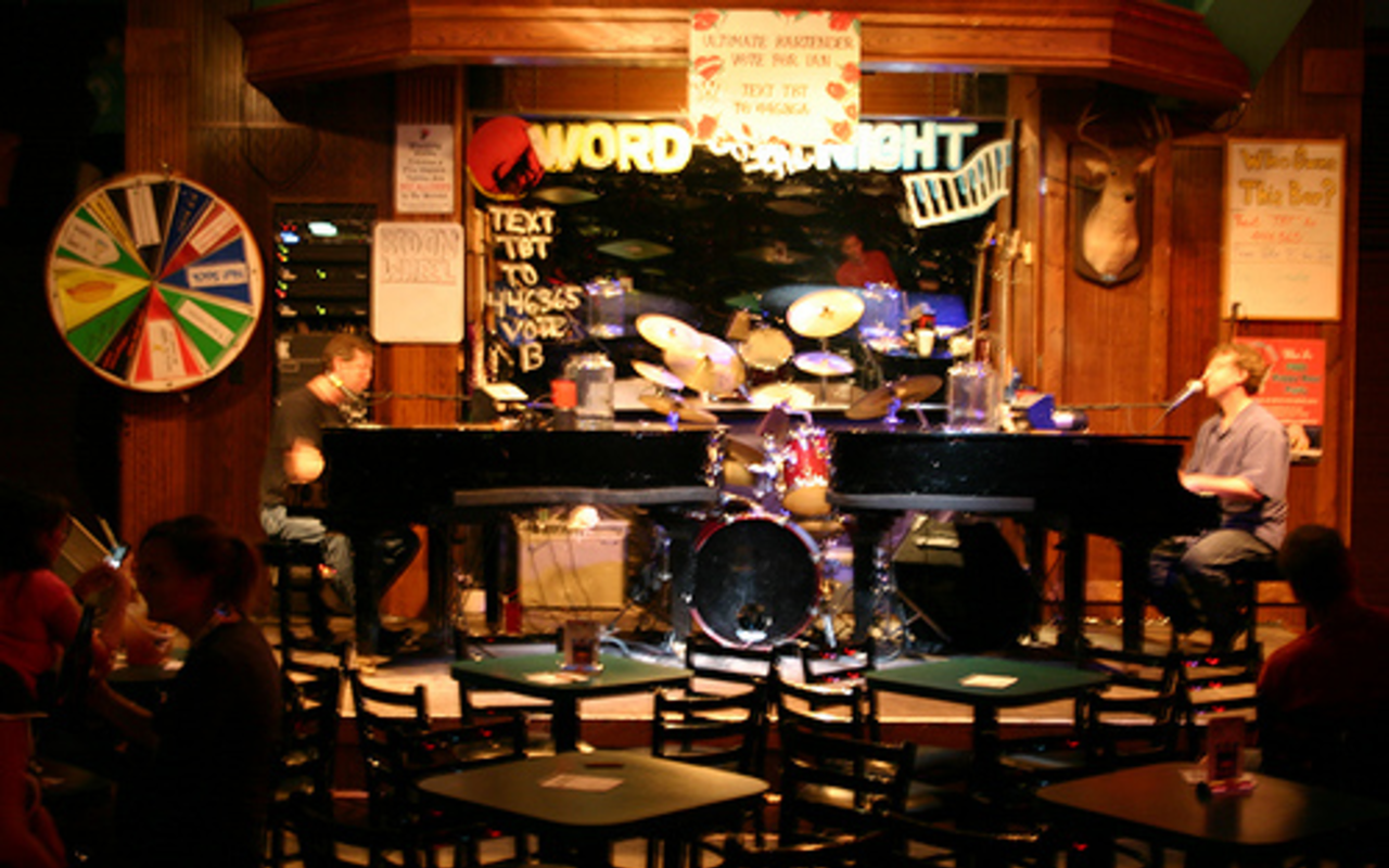 Dueling pianos at Tampa's old Howl.