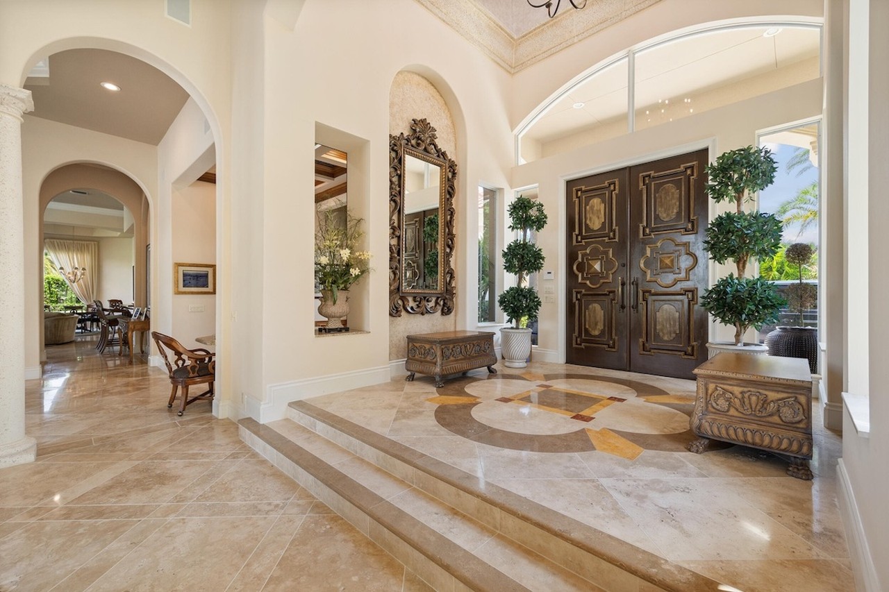 Lou Dobbs is selling his Florida mansion