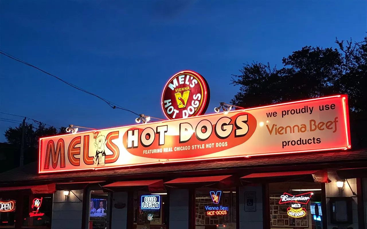 Image: Mel's Hot Dogs