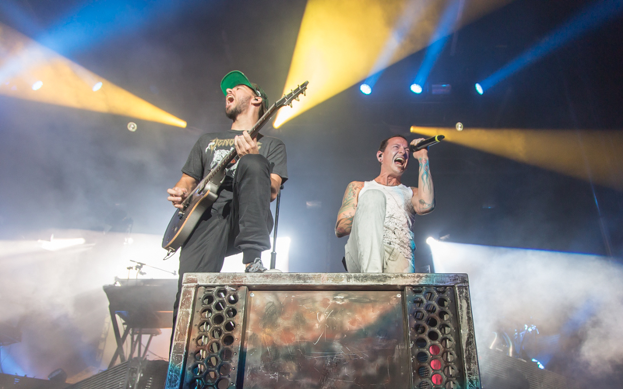 Mike Shinoda and Chester Bennington of Linkin Park