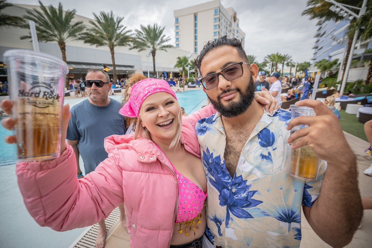 Photos: All the people who didn't let rain ruin The Chainsmokers' Tampa pool party