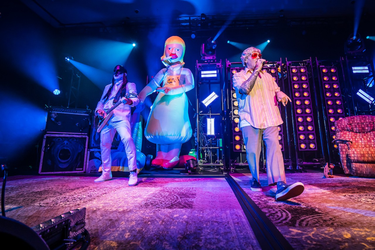 Photos: Limp Bizkit resists the urge to break stuff at Tampa's Hard Rock Event Center