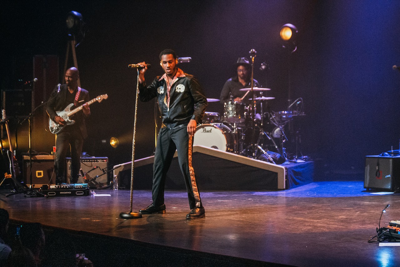 Photos of Leon Bridges and Jess Glynne at Ruth Eckerd Hall Clearwater