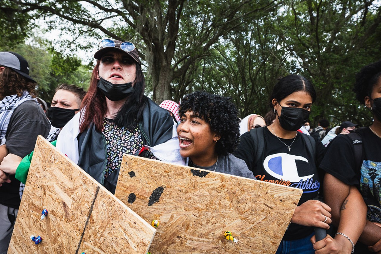 Police tear gas pro-Palestinian protesters at USF's Tampa campus, multiple arrests