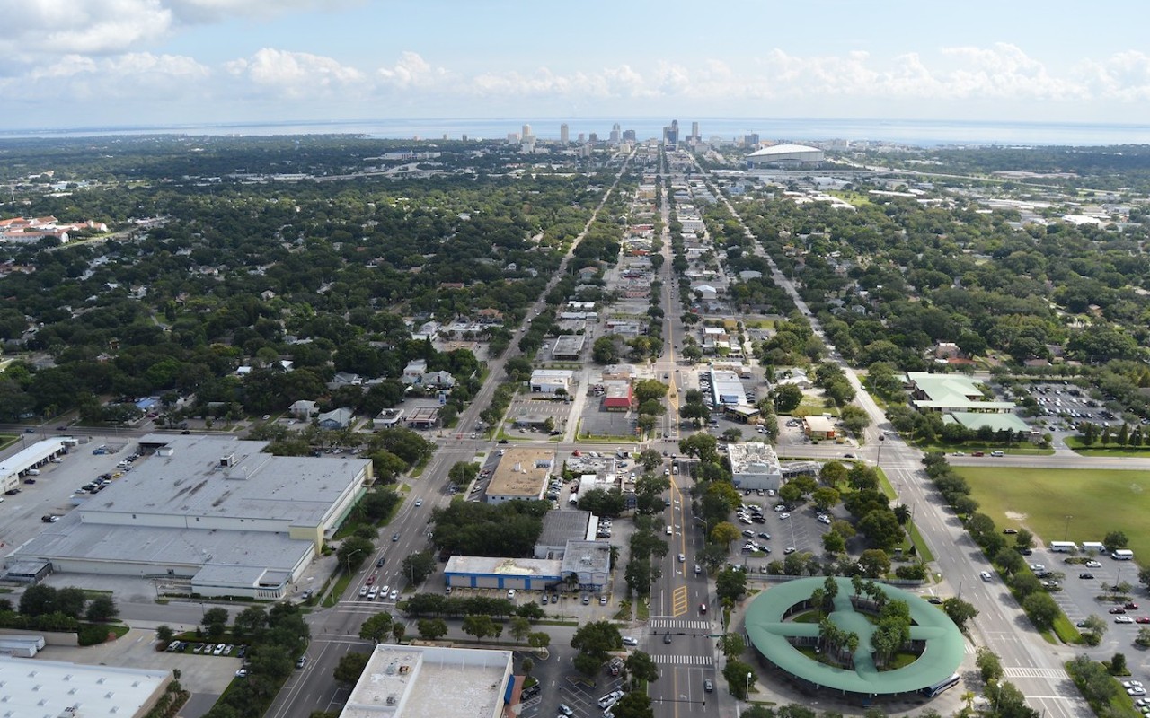 An 2016 aerial photograph of Central Avenue in St. Petersburg, Florida.