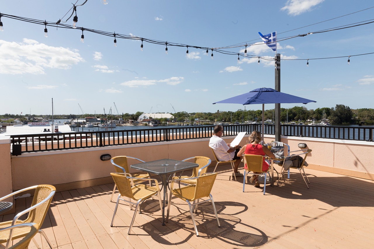 Aegean guests can enjoy the al fresco patio or look west from the dining room at the curving Anclote River and Tarpon Bayou.