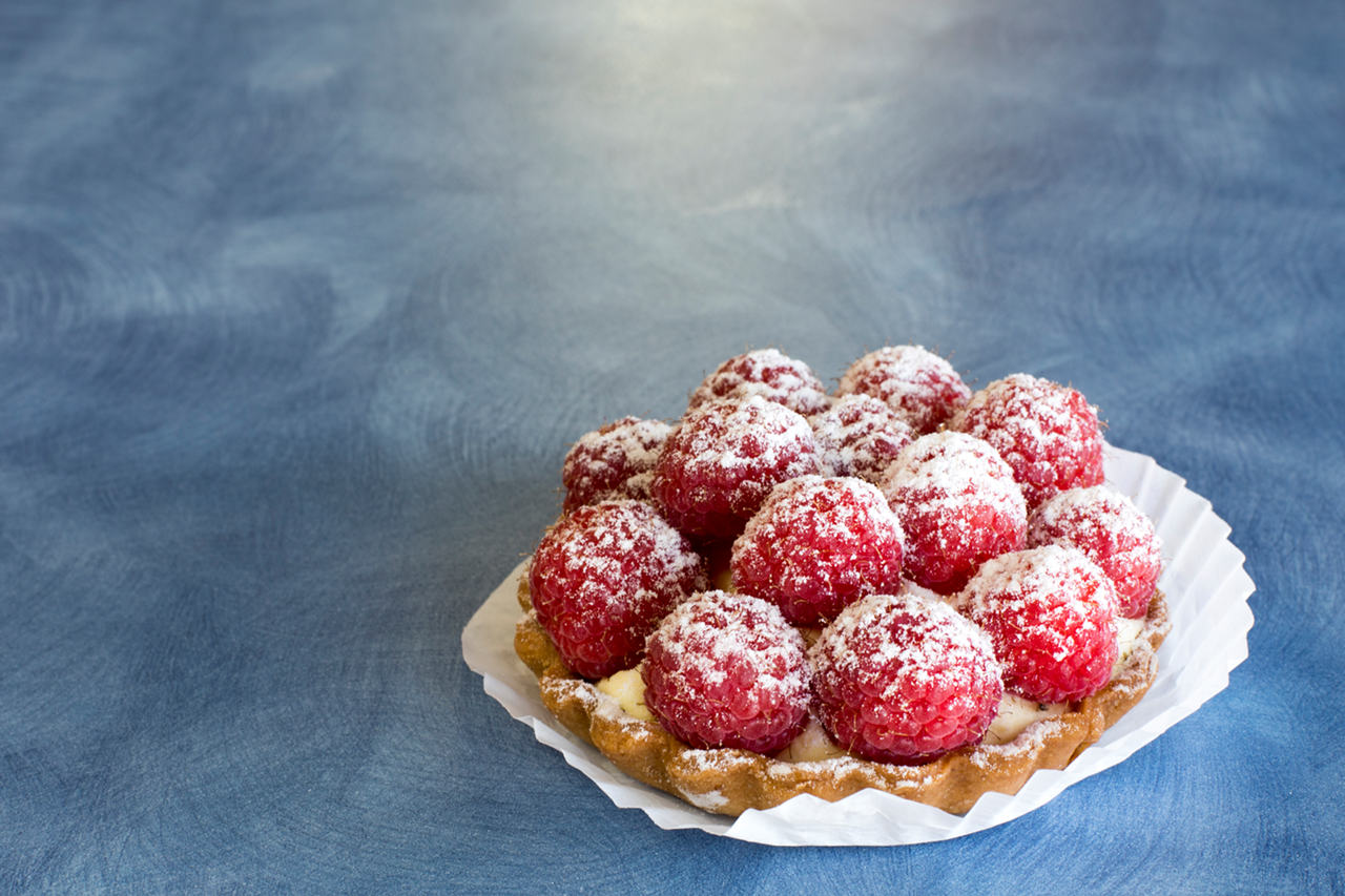 The lovely raspberry tart.