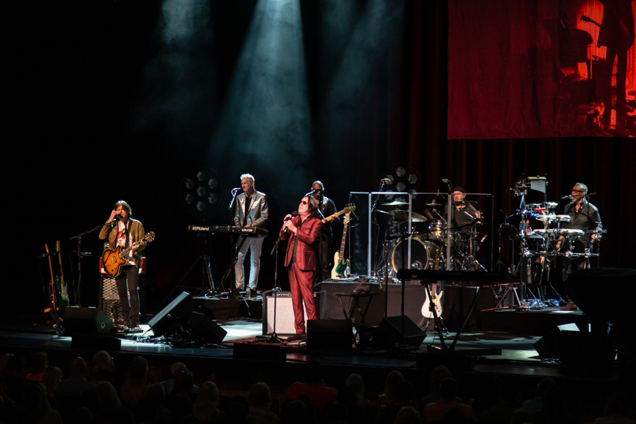 Review: Daryl Hall and Todd Rundgren dig up obscure cuts during intimate St. Petersburg contest