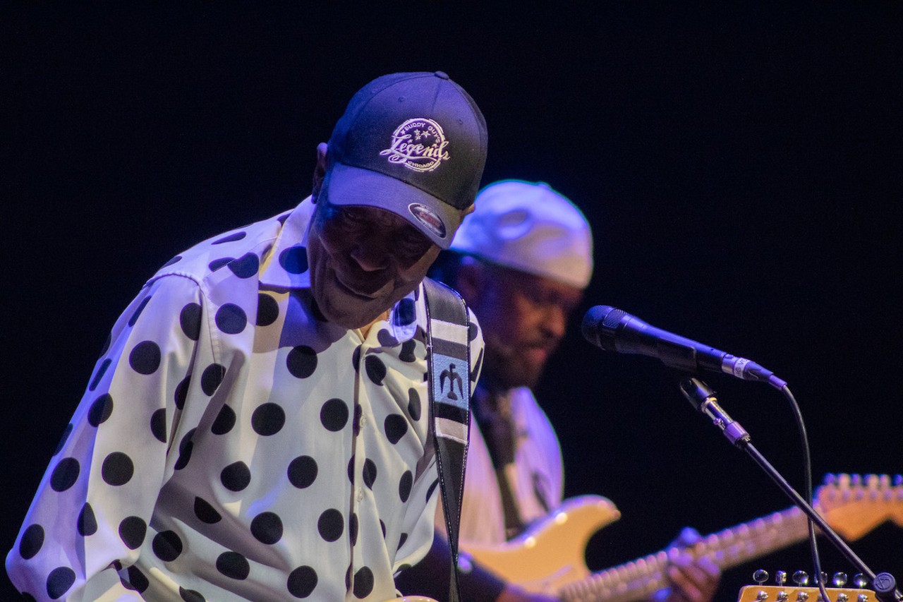 Review: In Clearwater, Buddy Guy stages a triumphant farewell to touring [PHOTOS]