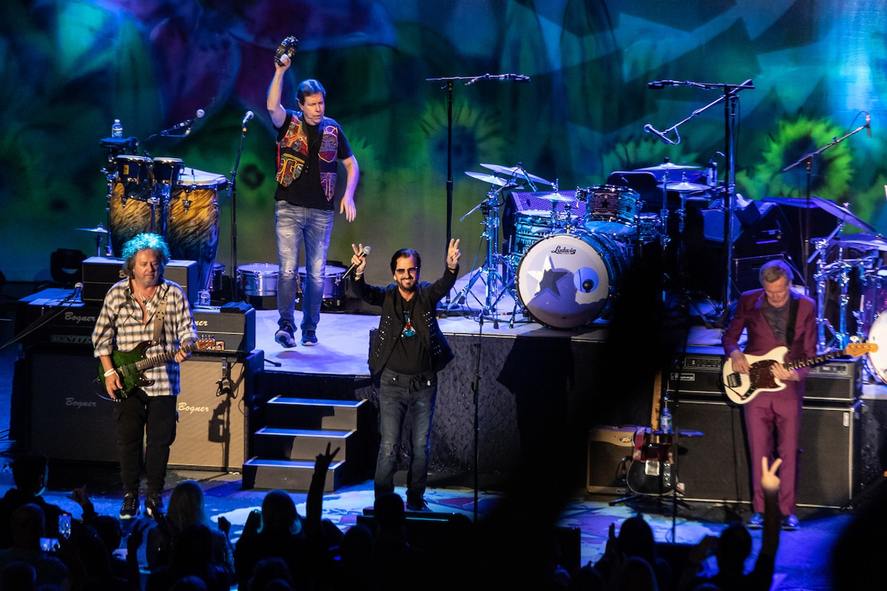 Review: In return to Clearwater, Ringo Starr gets by with a little help from his all-star friends