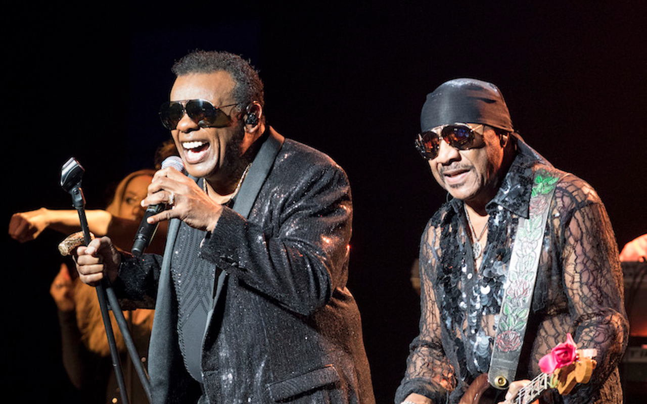 Review: The Isley Brothers do their thing at St. Pete’s Mahaffey Theater (w/photos)