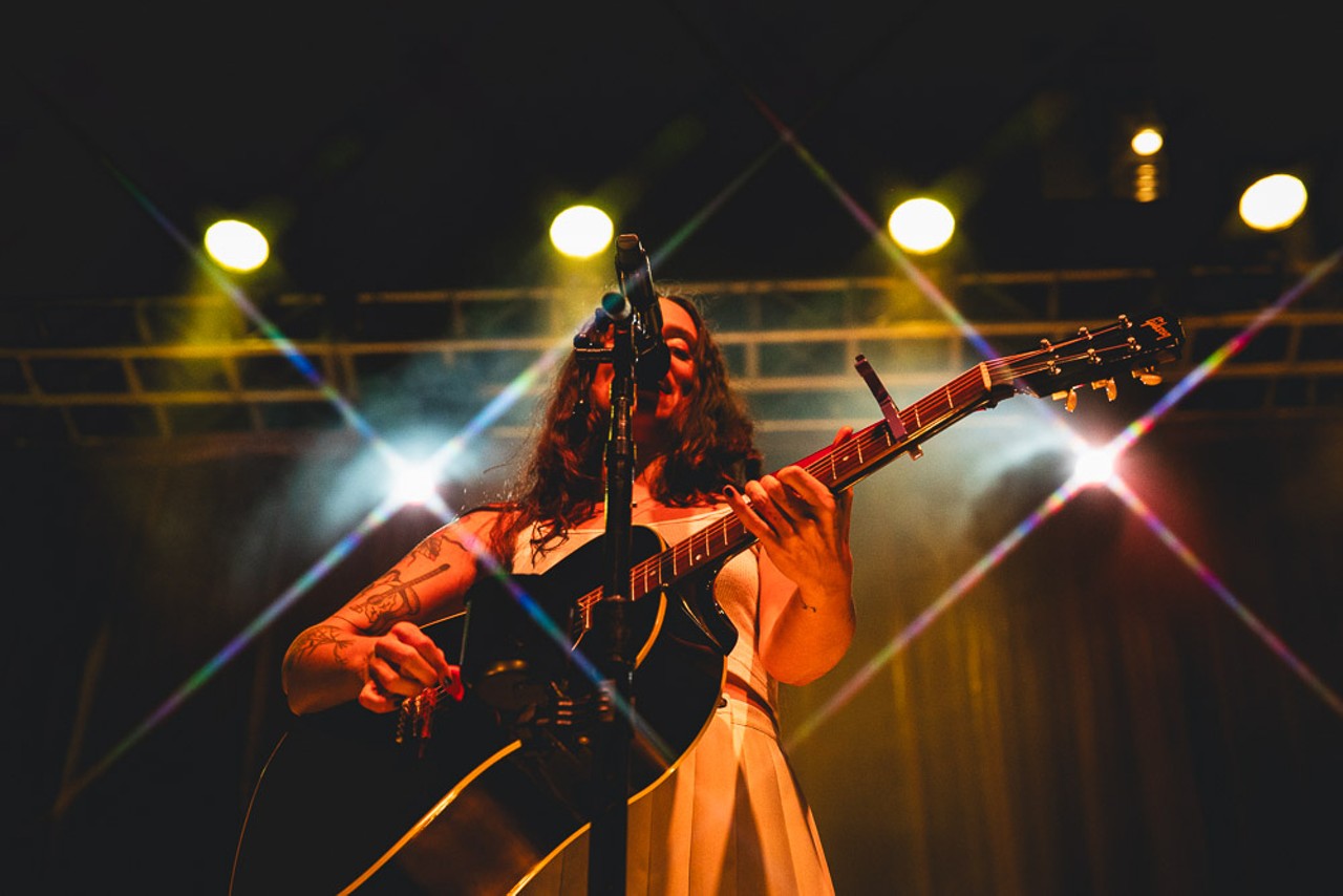Review: Waxahatchee reunites with St. Pete in breezy, heartland romp [PHOTOS]