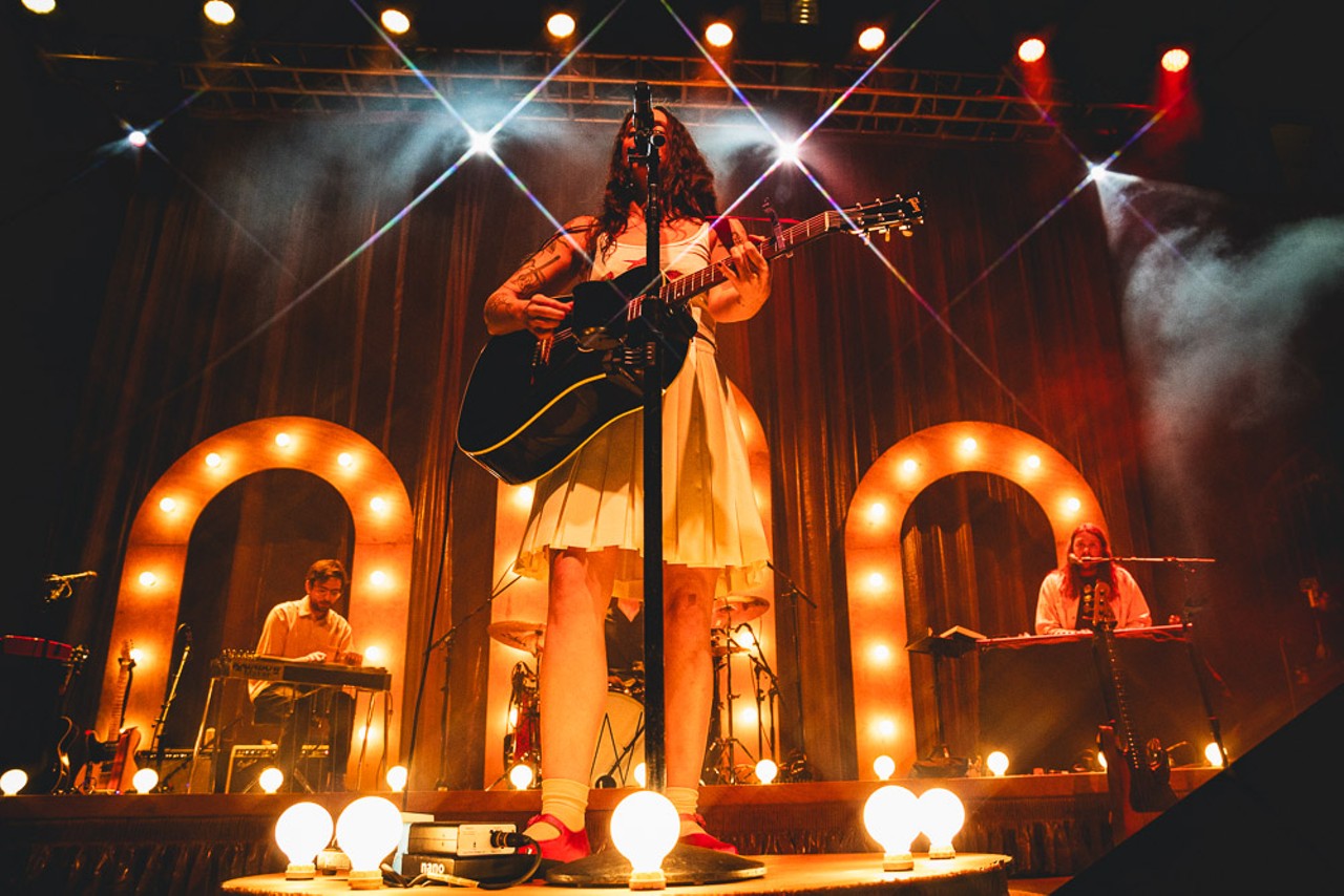 Review: Waxahatchee reunites with St. Pete in breezy, heartland romp [PHOTOS]