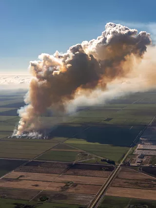 Andr&eacute;s Ram&iacute;rez, Controlled Burn - Sugar Cane Field, 2023.