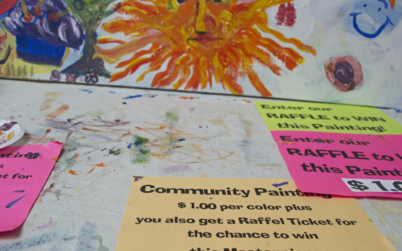 St.Pete locals work on community art project for a good cause